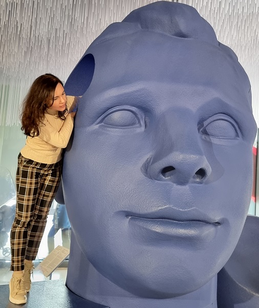 фото с головой.jpg